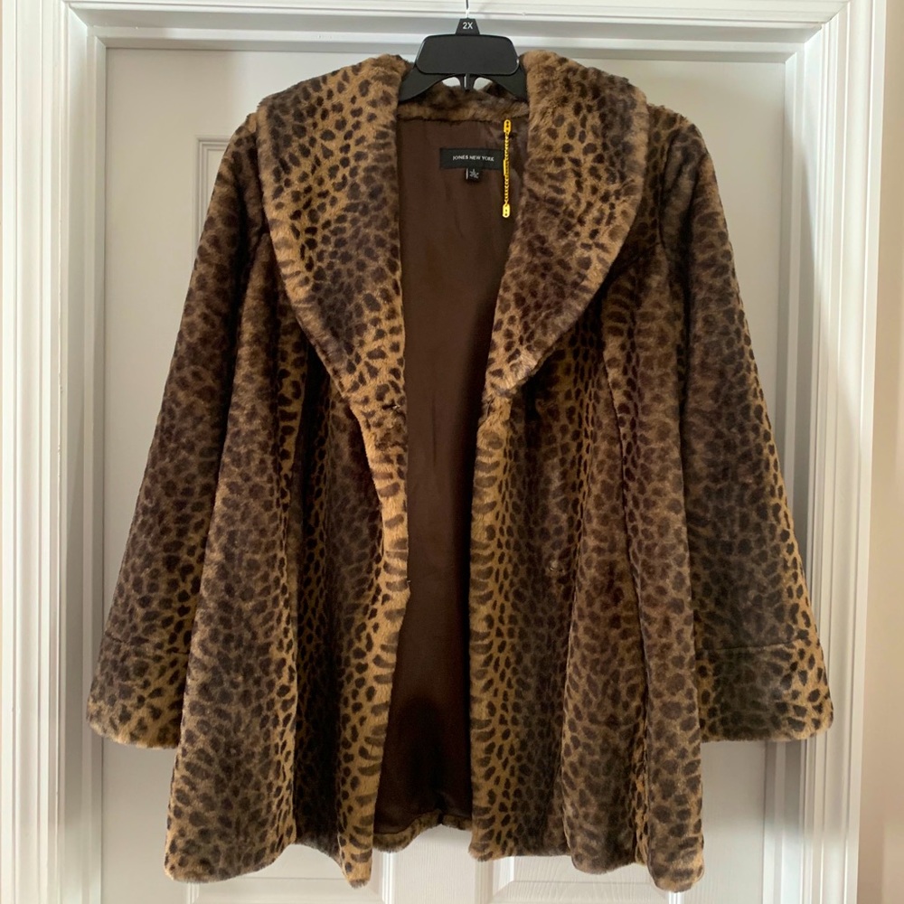 Swing Cheetah Faux Fur Coat